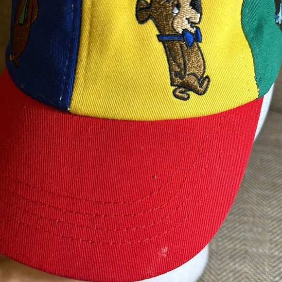 VINTAGE HANNA-BARBERA COLLECTION YOGI BEAR ADJUSTABLE MULTICOLOR BALL CAP KIDS - Picture 6 of 8